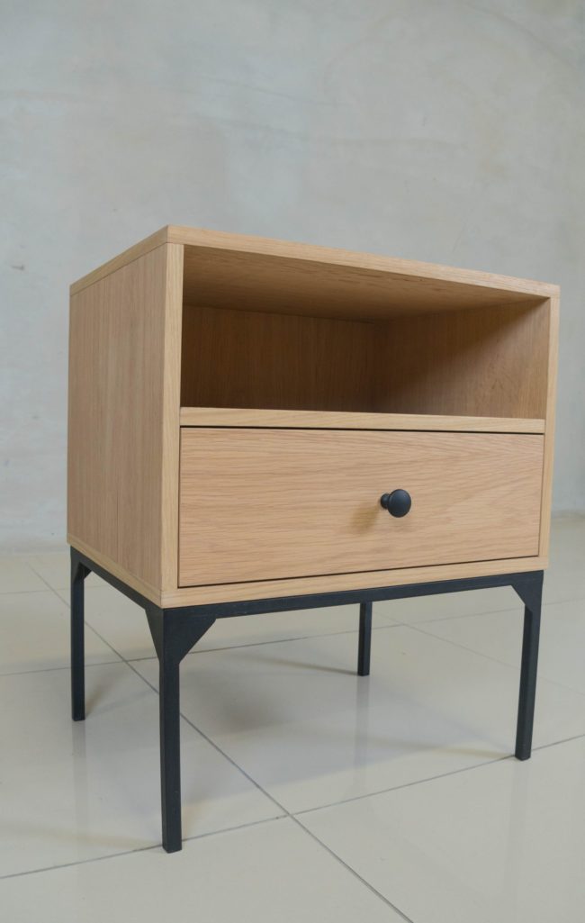 Lupin Nightstand with oak veneer finish and black epoxy-coated steel frame