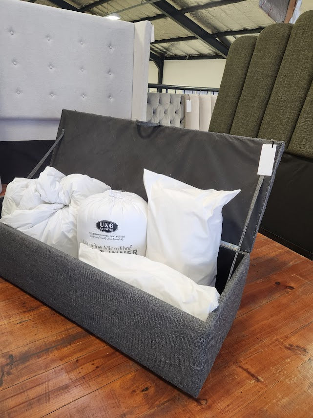Pillow inners in various sizes, ideal for customizing to your preferred level of comfort.