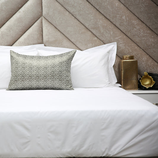  High-quality White Cotton Fitted Sheet, designed for a perfect fit on your mattress.