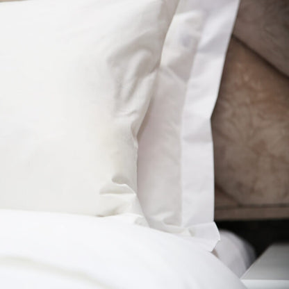 Microfiber Duvet Inner with cotton linen, providing a cosy and inviting sleep environment.